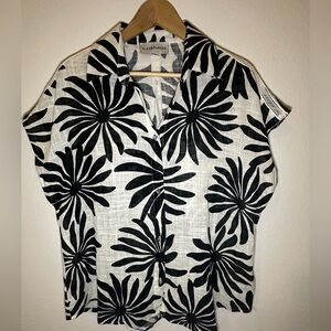 Alex & Parker Monochrome XL women’s Floral Cotton  Button Down Shirt